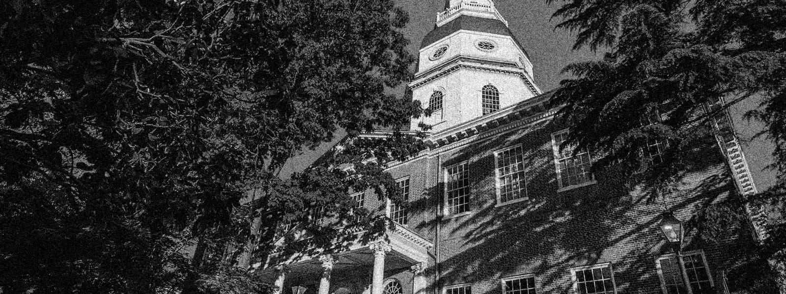 Maryland state house in black and white